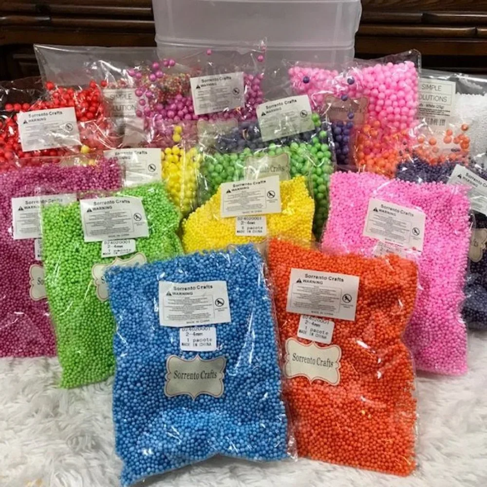 Foam Ball Beads and Stackable Click Lock 6 Compartment Storage Carrier Set